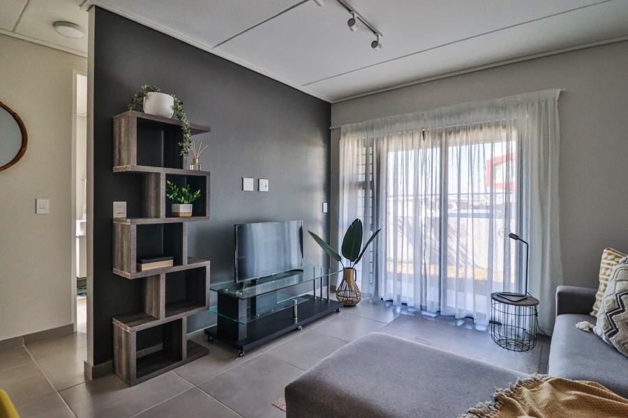 To Let 2 Bedroom Property for Rent in Langeberg Heights Western Cape